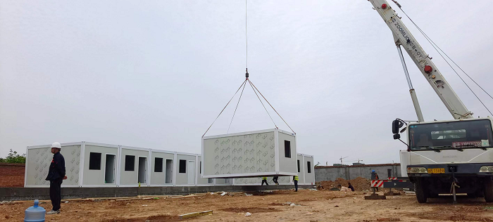 勇扛重任 彰顯擔當丨陜建新型建材潼關(guān)隔離用房建設(shè)工程項目
