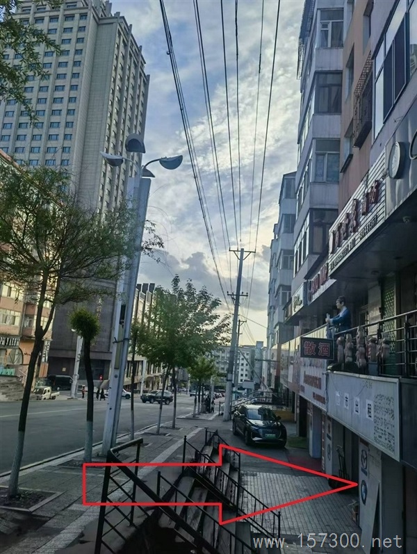出租門(mén)市精裝修