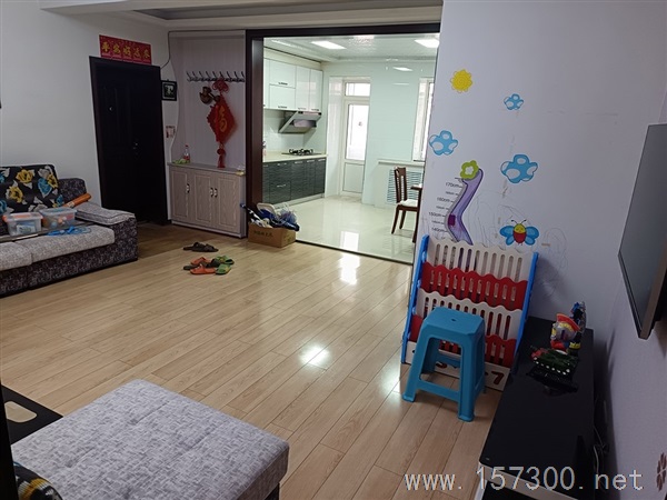 出售四小一中學(xué)區(qū)房