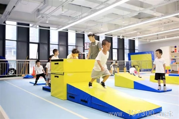 悅體適能籃球館 